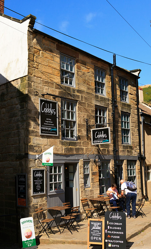 NYCS_1820.jpg :: Gift Shop in Staithes North Yorkshire