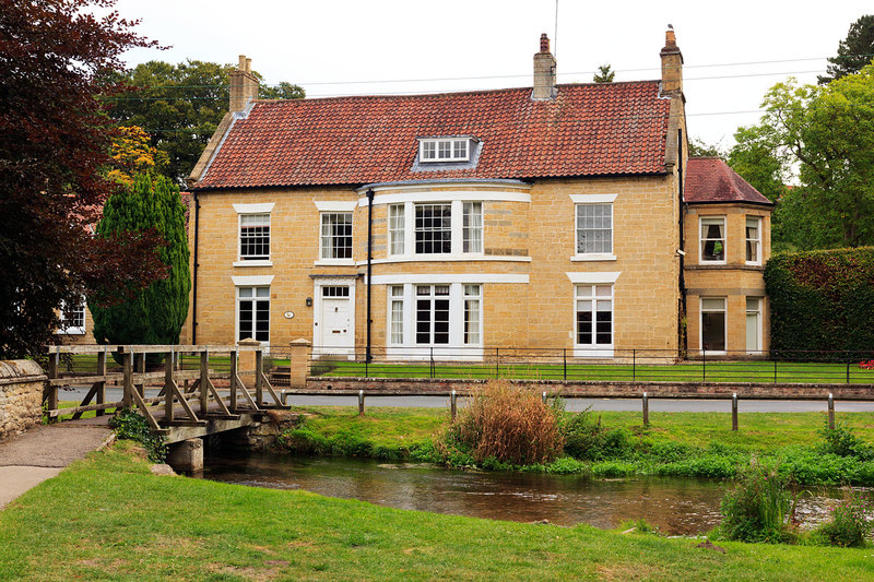 NYPT_1805(1).jpg :: Family home overlooking the Beck at Thornton-le-Dale North Yorkshire