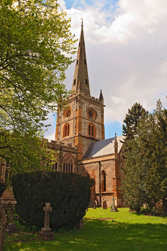 SFD21_022.jpg :: Spire, Bell Tower and North Transept of Holy Trinity Church, Stratford-upon-Avon, Warwickshire, England