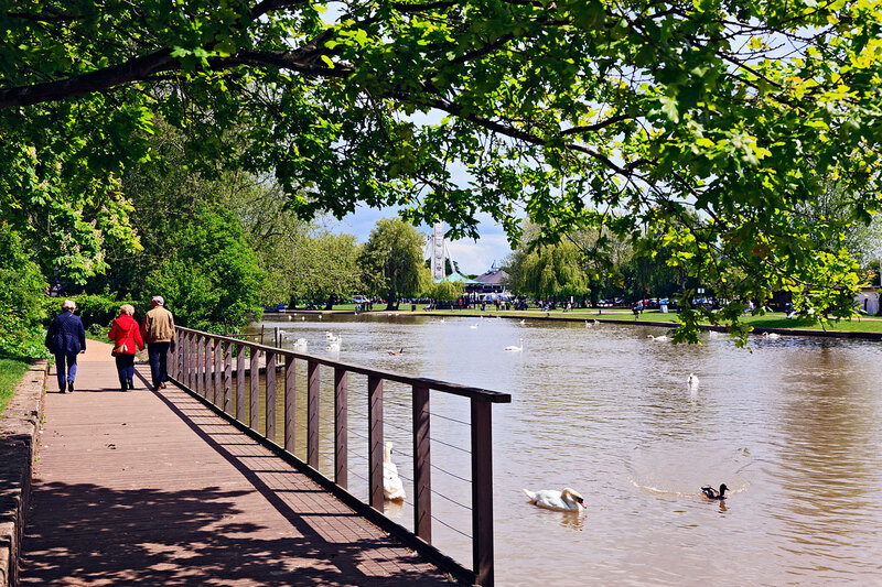 SFD21_027.jpg :: Riverside Walk along Avonbank Gardens, Stratford-upon-Avon, Warwickshire, England
