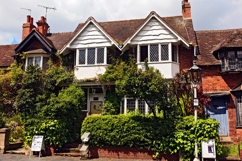 SFD21_028.jpg :: The Rudolph Kempe Society, The Muses, 58 Waterside, Stratford-upon-Avon, Warwickshire, England