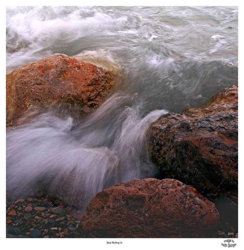 SPN_55081.jpg :: Swirling sea on rocks