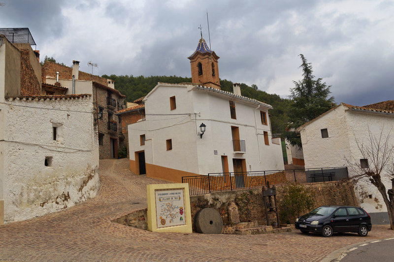 SPN_9330(1).jpg :: Alcudia de Veo a Mountain Village in Parque Natural Serra d'Espada in the province of Castellon, Spain