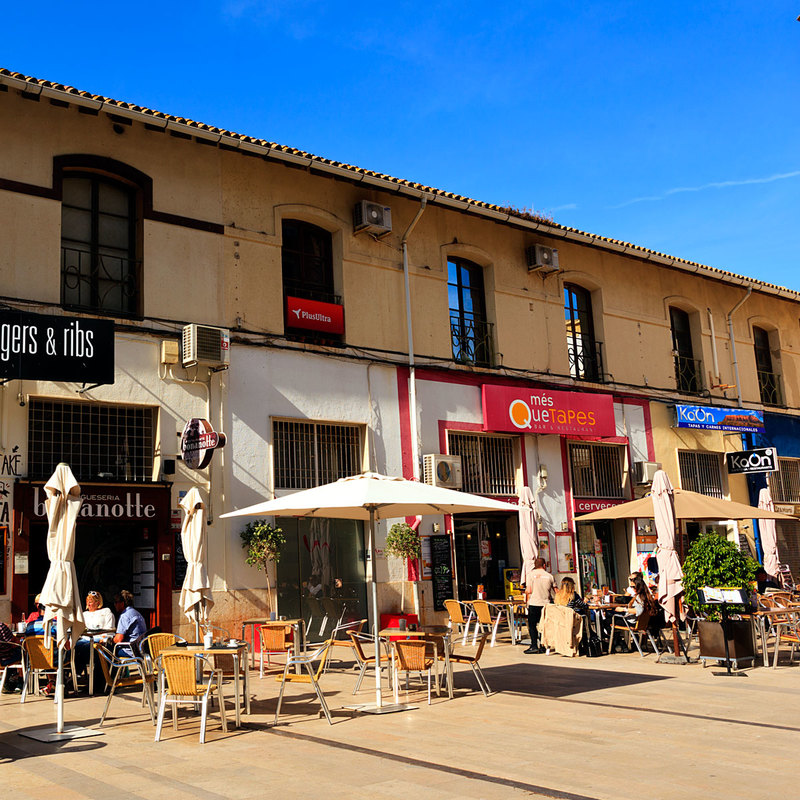 SPN19_273-1.jpg :: Restaurant/bars on Placa del Convent in Dénia, Costa Blanca, Spain
