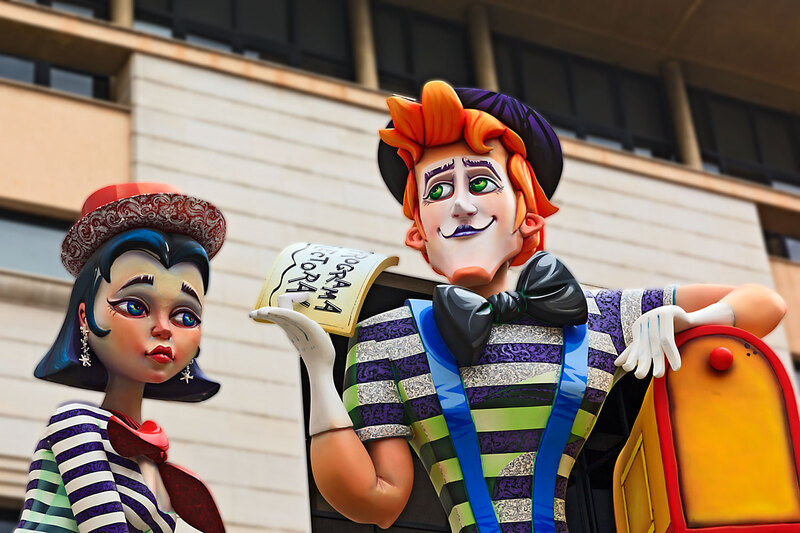 SPN23_002.jpg :: Satirical sculptured character monuments in the Buriana Fallas Festival to Saint Joseph held in March 2023, Spain