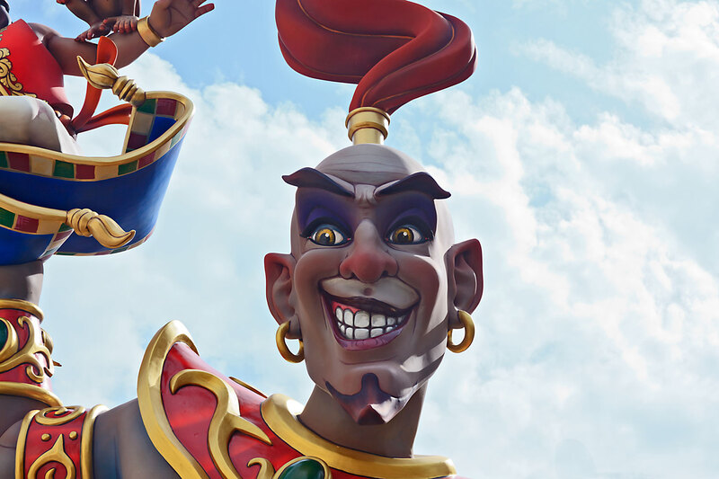 SPN23_008.jpg :: Satirical sculptured character monuments in the Buriana Fallas Festival to Saint Joseph held in March 2023, Spain
