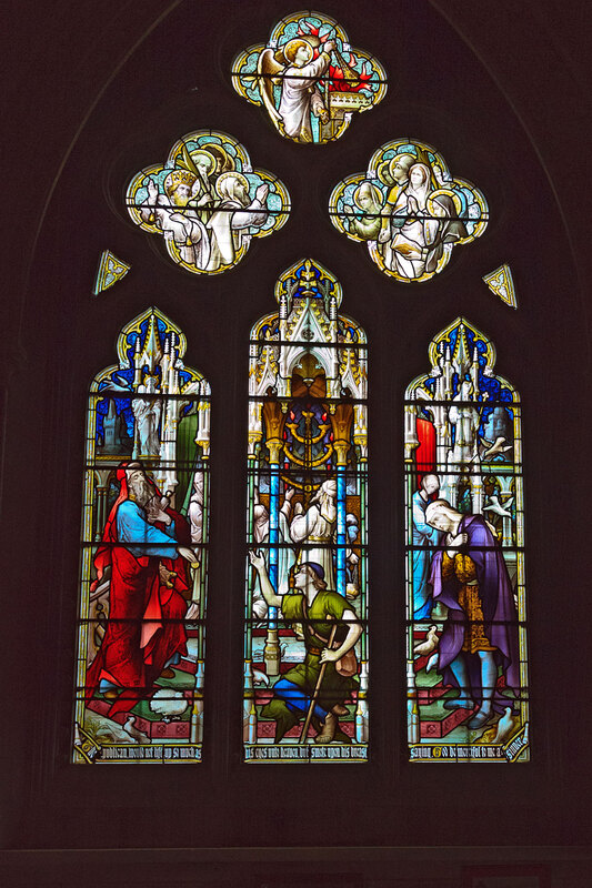 TWK21_016.jpg :: Stained Glass Window in Tewkesbury Abbey, Gloucestershire, England