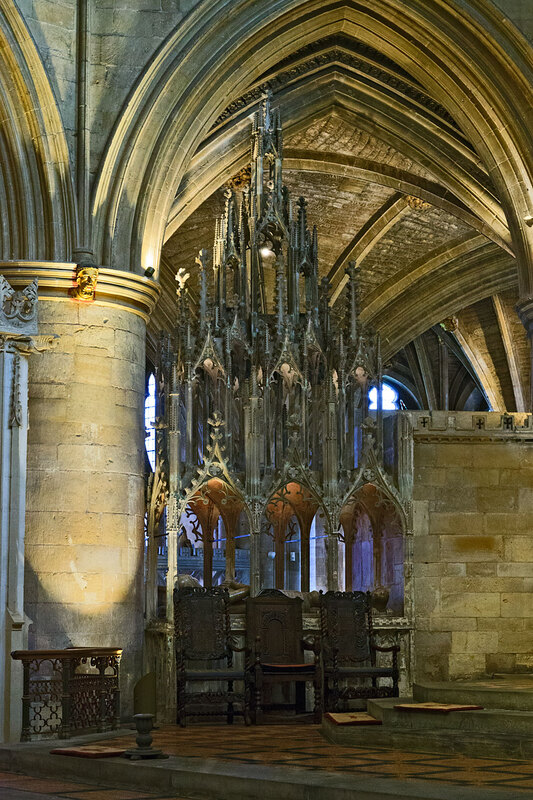 TWK21_019.jpg :: Tomb of Hugh le Despenser III and his wife Elizabeth Montacute in Tewkesbury Abbey, Gloucestershire, England