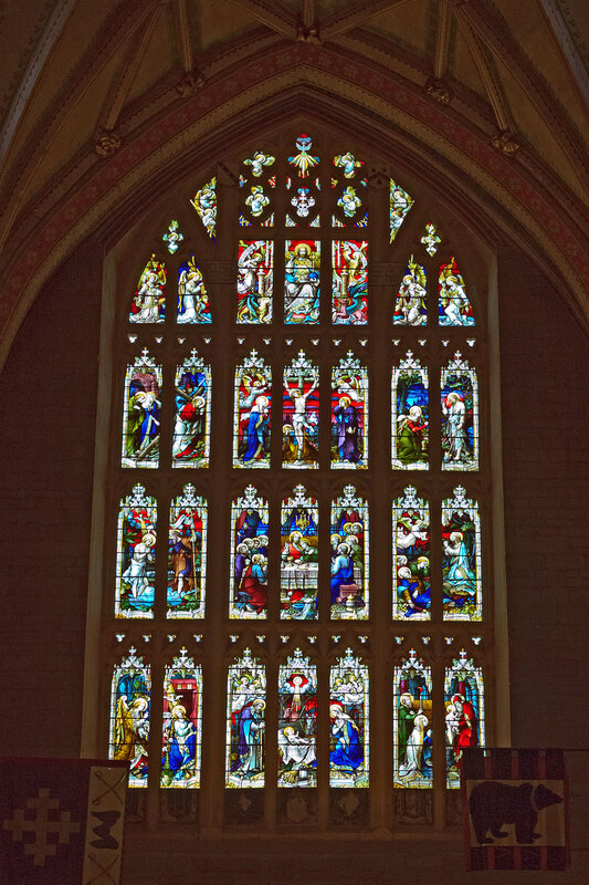 TWK21_024.jpg :: Stained Glass Window in Tewkesbury Abbey, Gloucestershire, England