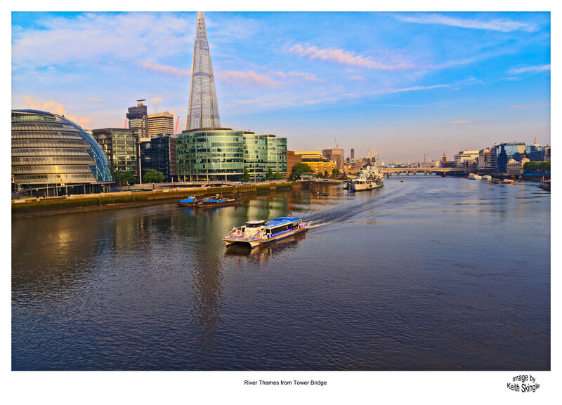 Thames-City-Hall.jpg :: Early Morning on The River Thames from Tower Bridge