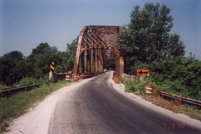CR51 Highway River Bridge vintage 1924 near OLD FORT OH circa 1998.jpg :: CR51 Highway River Bridge vintage 1924 near OLD FORT OH circa 1998
