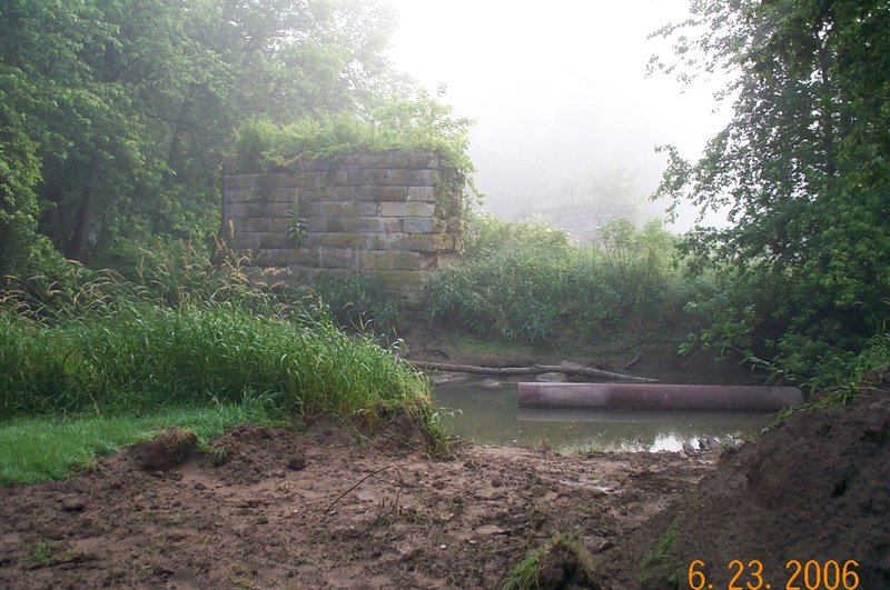 Stone Salvage across the Walhonding River from WARSAW OH for reclaimed bridgestone DCP_1427.jpg :: Stone Salvage across the Walhonding River from WARSAW OH for reclaimed bridgestone 