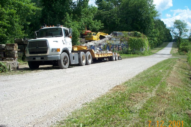 Stone Salvage on Belden Rd near ANDOVER OH for reclaimed bridgestone DCP_0266.jpg :: Stone Salvage on Belden Rd near ANDOVER OH for Powderhorn Country Club reclaimed bridgestone project