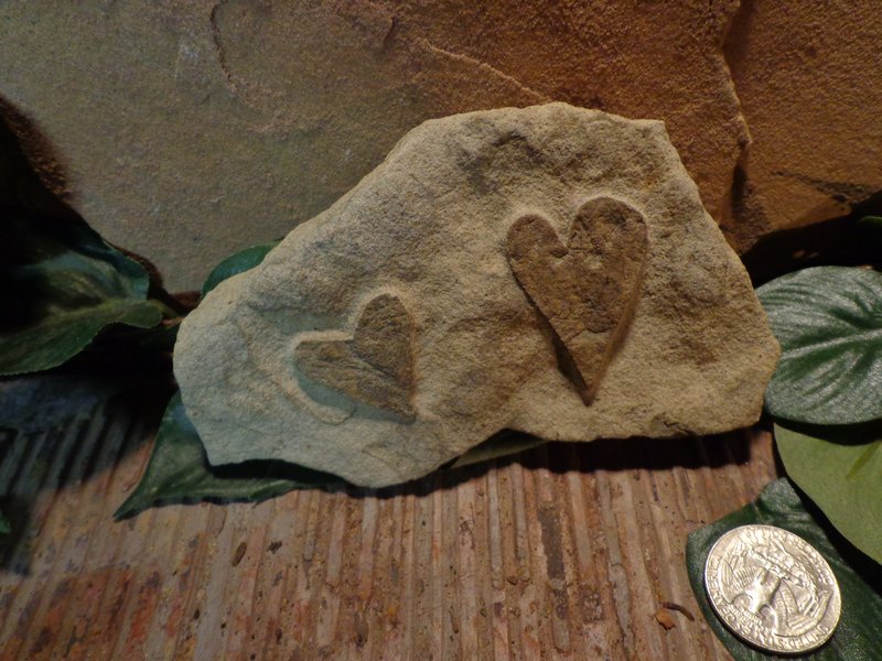 Tiny Etched Double Heart Stone Garden Art.jpg :: Tiny Etched Double Heart Stone Garden Art