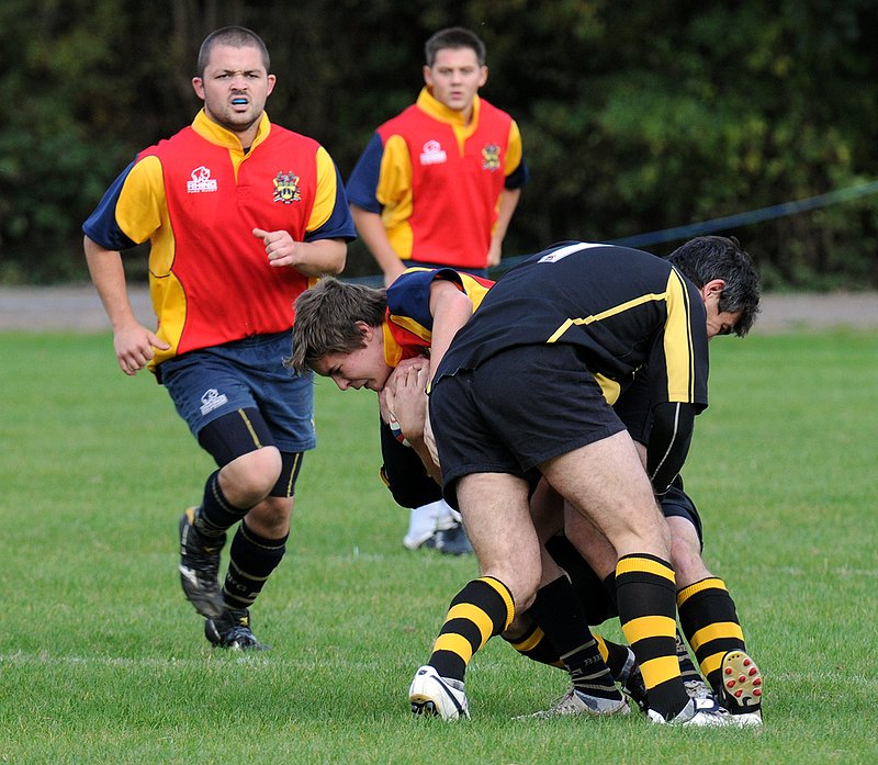 BB1st_droitwich_004_101009.jpg :: Images from the 2009/10 1st XV game between Barkers Butts and Droitwich.