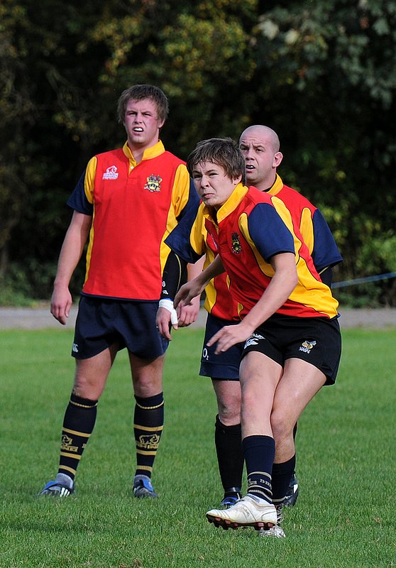 BB1st_droitwich_020_101009.jpg :: Images from the 2009/10 1st XV game between Barkers Butts and Droitwich.