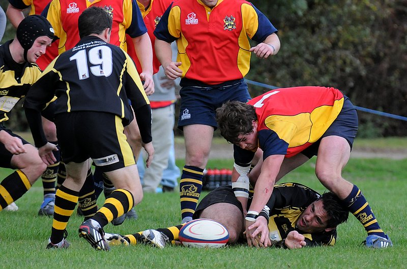 BB1st_droitwich_028_101009.jpg :: Images from the 2009/10 1st XV game between Barkers Butts and Droitwich.