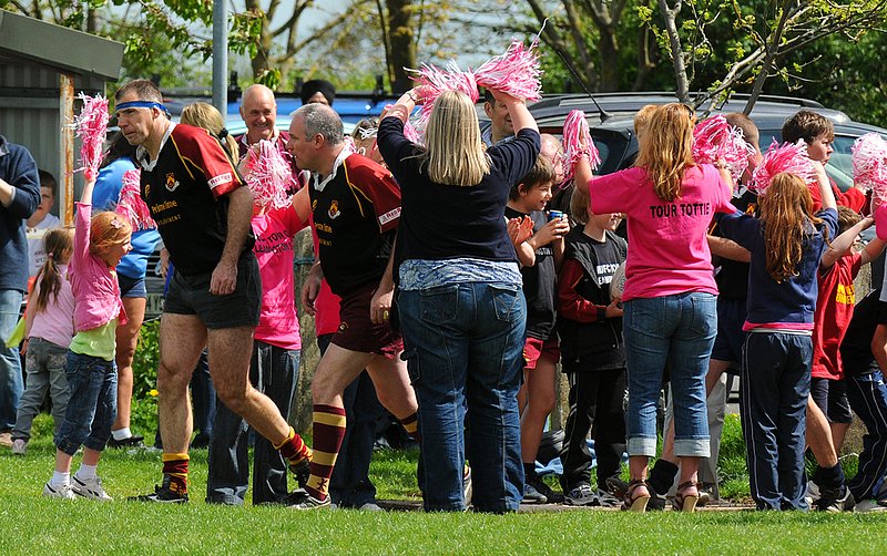 BBTan_Huddersfie_03_250409.jpg :: Images from the Tanners/Vets game betwee Barkers Butts and the touring Huddersfield team.Barkers winning.