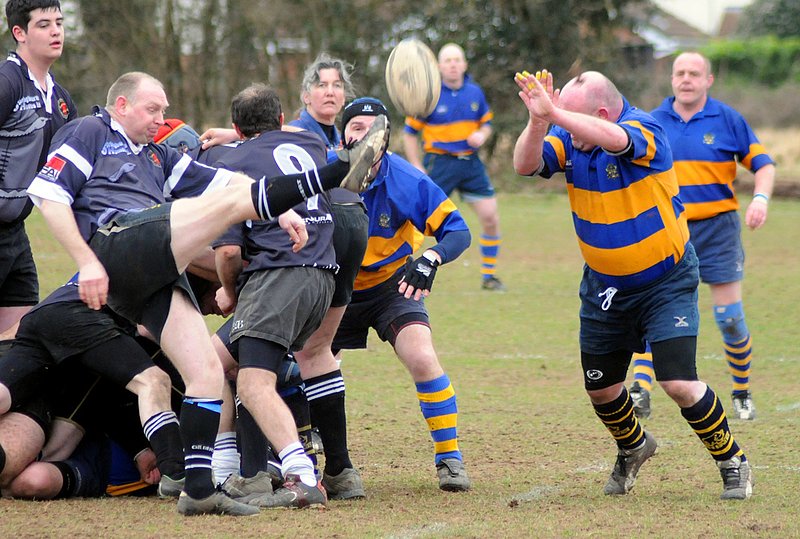 BBTanners_Athers_02_030309.jpg :: Images from the 2008/9 Tanners game between Barkers Butts and Atherstone