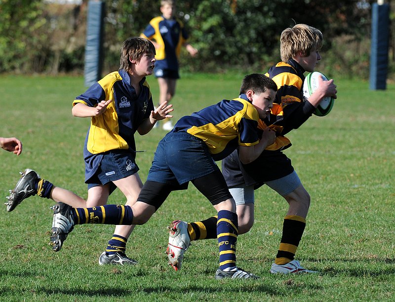 BBU13_HINCKLEY_016_251009.jpg :: Images from the 2009/10 U13 game between Barkers Butts and Hinckley.Hinckley winning.