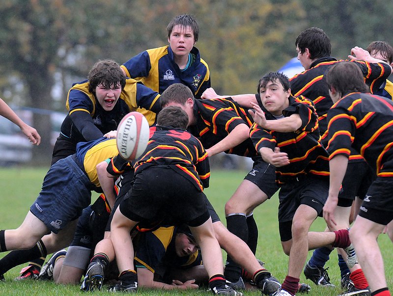 BBU16_OCs_010_111009.jpg :: Images from the U16 2009/10 game between Barkersand Old Covents.Barkers winning 48-0