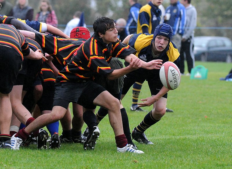 BBU16_OCs_022_111009.jpg :: Images from the U16 2009/10 game between Barkersand Old Covents.Barkers winning 48-0