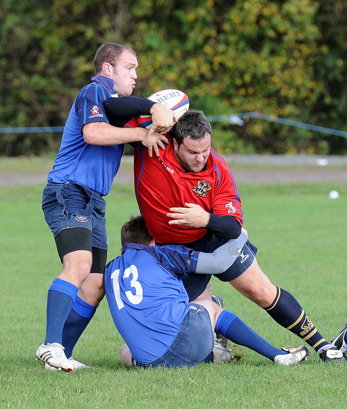 BBU2nd_RugbySt_004_2ndXVCup.jpg :: Images from the 2009/10 2nd XV cup game between Barkers and Rugby st andrews.Barkers losing 7-17