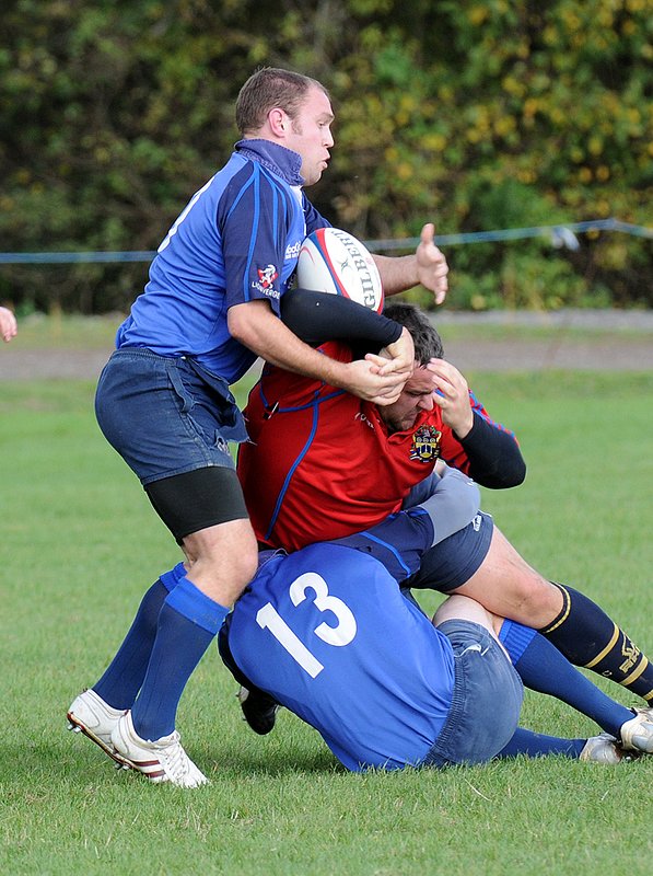 BBU2nd_RugbySt_005_2ndXVCup.jpg :: Images from the 2009/10 2nd XV cup game between Barkers and Rugby st andrews.Barkers losing 7-17