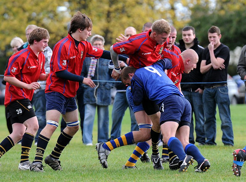 BBU2nd_RugbySt_015_2ndXVCu.jpg :: Images from the 2009/10 2nd XV cup game between Barkers and Rugby st andrews.Barkers losing 7-17