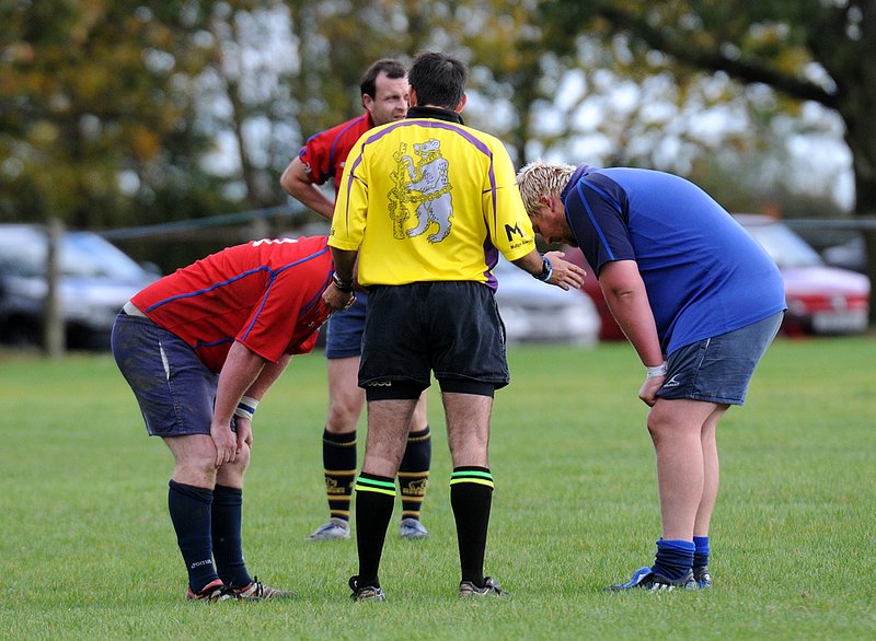 BBU2nd_RugbySt_015_2ndXVCup.jpg :: Images from the 2009/10 2nd XV cup game between Barkers and Rugby st andrews.Barkers losing 7-17