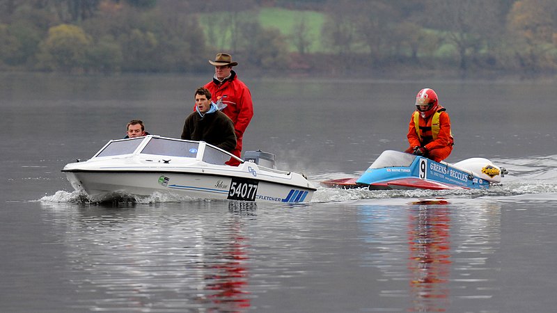 ConistonSpeed_025_061109.jpg :: Images from the 2009 Coniston speed week, Friday 6th November.Flat water until 11 when the wind and rain arrived and i packed up.