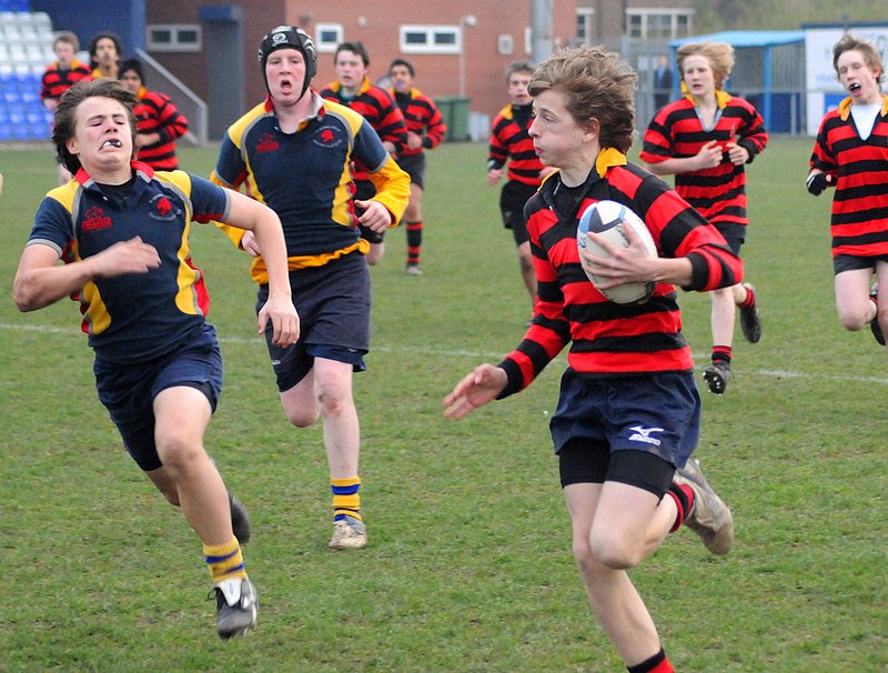 Coundon_KingHenr_10_U14CSF_.jpg :: Images from the 2008/9 U14 Coventry Schools rugby final between Coundon Court and King Henry VIII.Coundon winning 3-0
