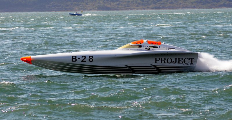 CowesTorquay_30_23-09-08.jpg :: Images from the 2008 Cowes Torquay and Cowes Poole powerboat race which took place in August 2008