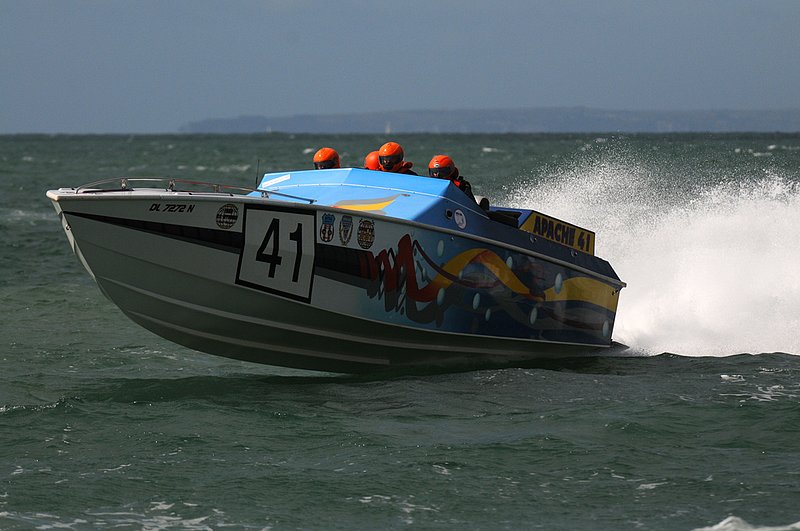 CowesTorquay2009_034_290809.jpg :: Images from the 2009 Cowes Torquay powerboat races taken from Hurst Castle as the boats re-enter the Solent.