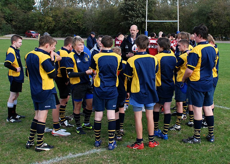 MattAlexandre_002_Farewell_.jpg :: Barkers Butts U15's say farerwell to Matt Alexandre and family after his final game prior to moving back to South Africa.