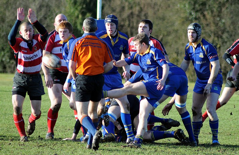 NunOldEds_Kenilw_10_Warks2n.jpg :: Images from the 2008/9 Warwickshire 2nd XV final between Nuneaton Old Eds and Kenilworth.