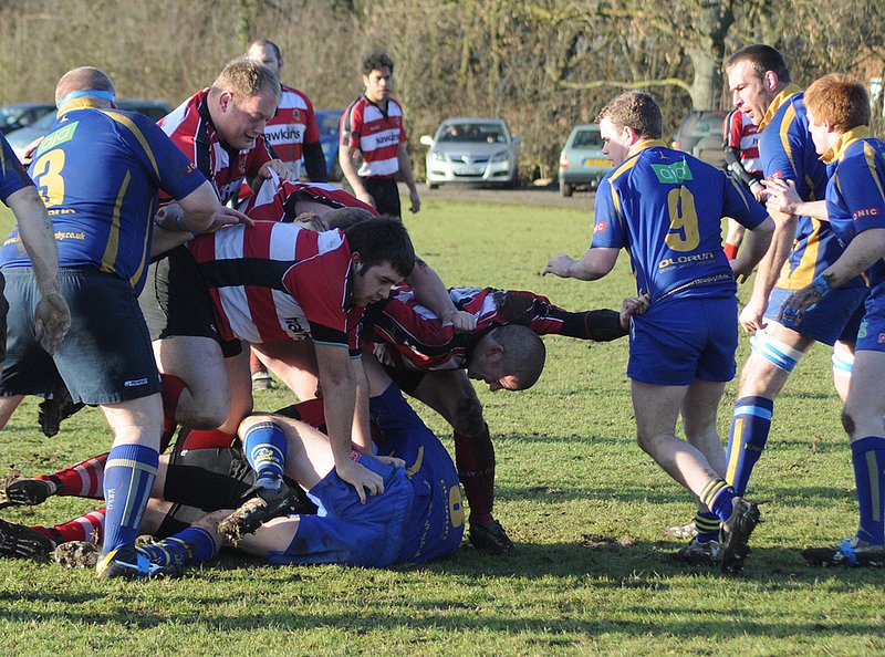 NunOldEds_Kenilw_22_Warks2n.jpg :: Images from the 2008/9 Warwickshire 2nd XV final between Nuneaton Old Eds and Kenilworth.
