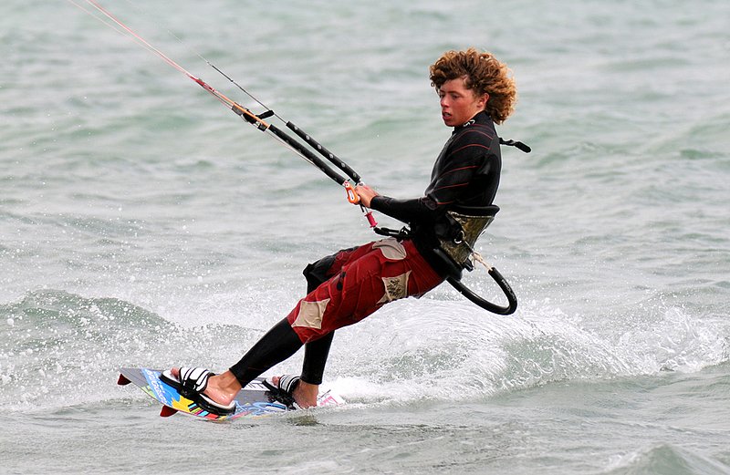 avonbeach_Dan_11_280709.jpg :: Dan James U17 BKSA champion training on Avon Beach August 2009.