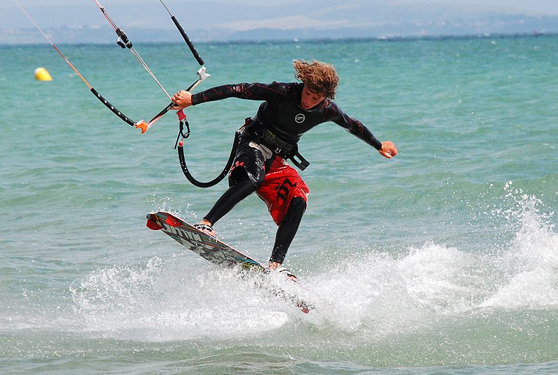 avonbeach_Dan_26_280709.jpg :: Dan James U17 BKSA champion training on Avon Beach August 2009.