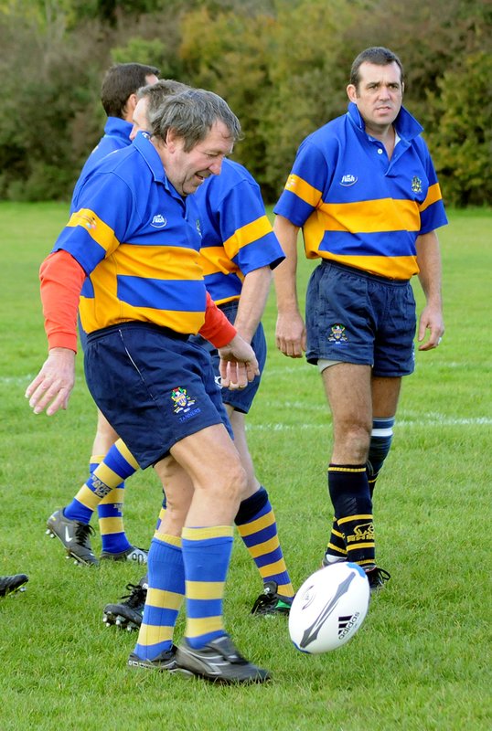 bBVets_Skyrme_25_Finalgame_.jpg :: Images from  Dave Skyrmes final game for Barkers Vets 2008/9