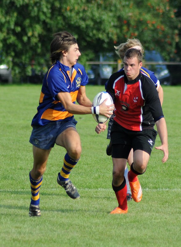 bBcolts_Newbold_06_200908.jpg :: Images from the 2008/9 Colts game between Barkers and Newbold