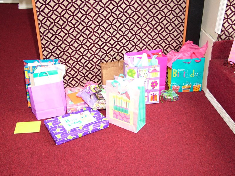 Celines 8th-Bday1 014.jpg