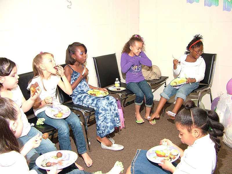 Celines 8th-Bday3 004.jpg