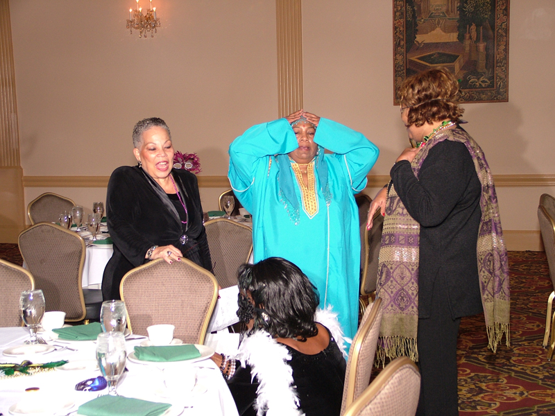 SJ Links MARDI-GRAS 10-31-2010 006.jpg