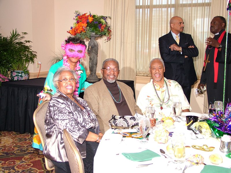 SJ Links MARDI-GRAS 10-31-2010 033.jpg