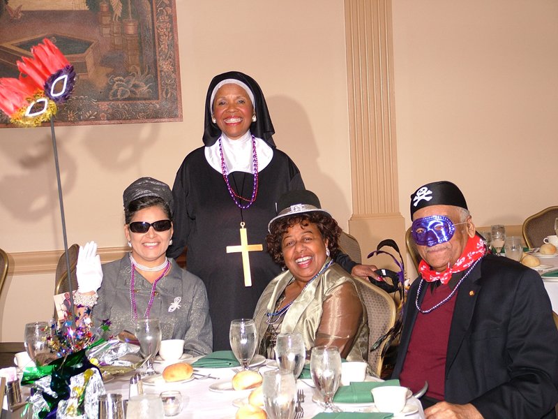 SJ Links MARDI-GRAS 10-31-2010 041.jpg