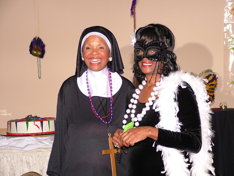 SJ Links MARDI-GRAS 10-31-2010 046.jpg