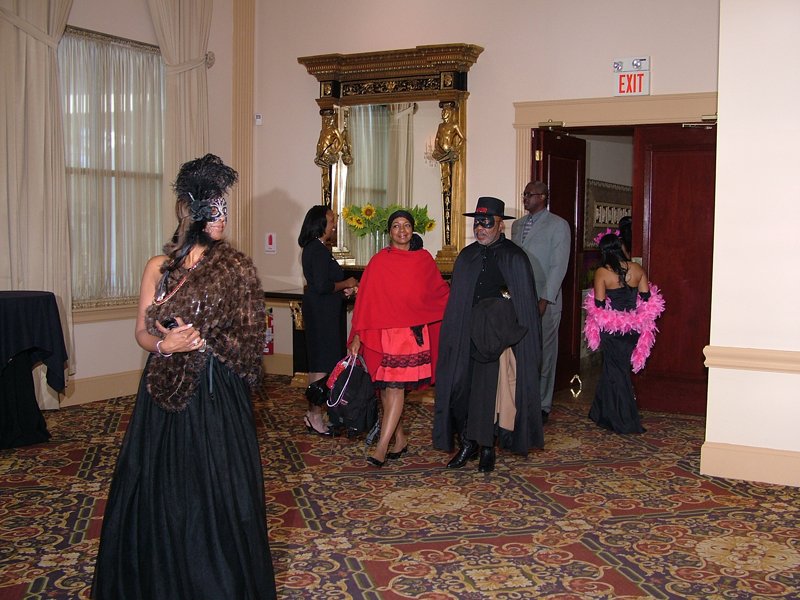 SJ Links MARDI-GRAS 10-31-2010 059.jpg