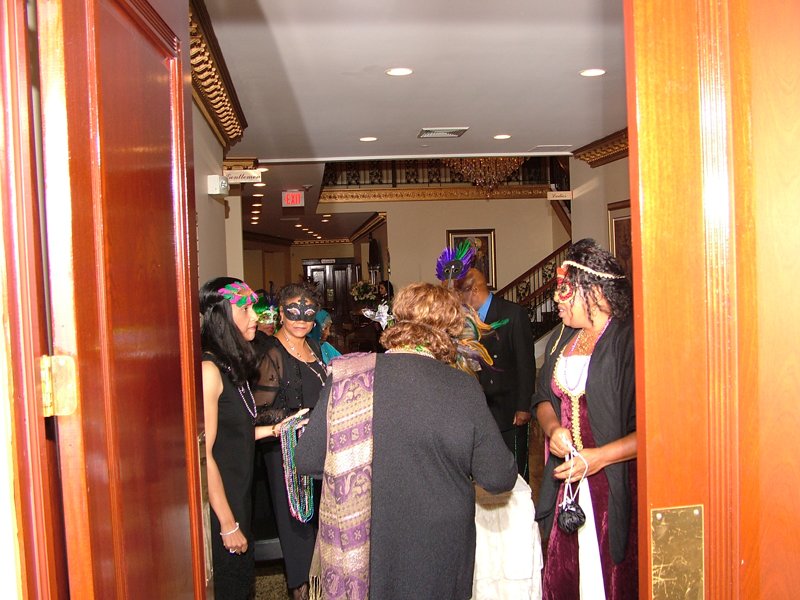 SJ Links MARDI-GRAS 10-31-2010 061.jpg