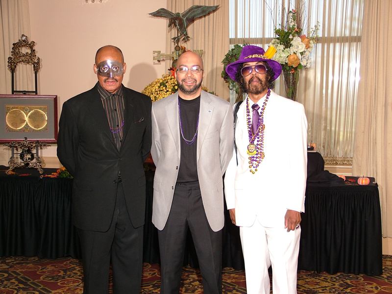 SJ Links MARDI-GRAS 10-31-2010 068.jpg